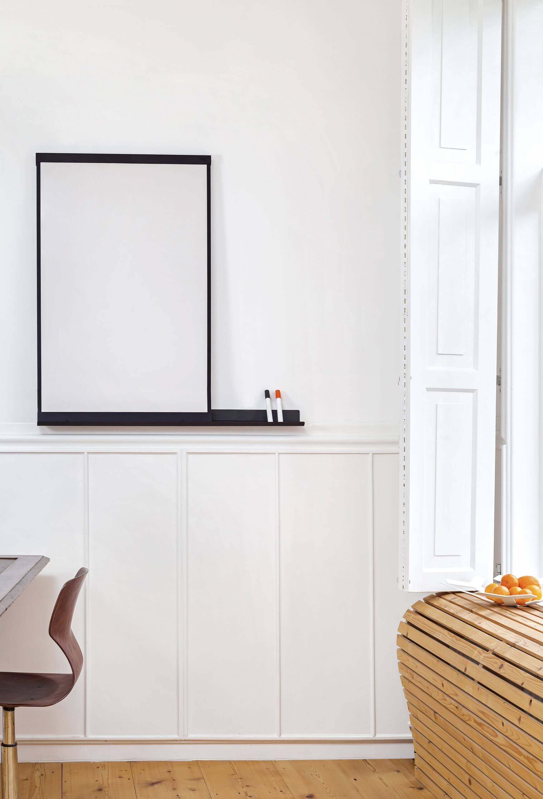 Een elegant en draagbaar whiteboard voor thuis of op kantoor, aan de muur of op tafel te plaatsen