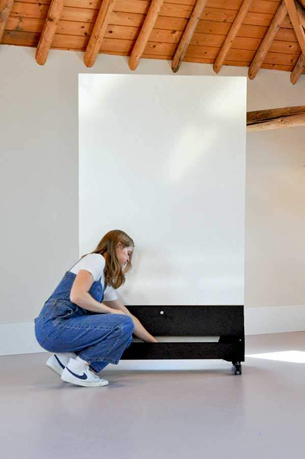 PAD agileboard | mobiles Whiteboard aus Emaille und Pinnwand aus Filz auf der anderen Seite