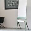 Design Flipchart - whiteboard op wielen in een mooie kleur groen