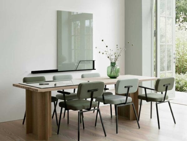 magnetisch memobord en whiteboard in een elegante marker houder van studioVIX